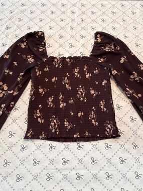 Abercrombie & Fitch Maroon floral blouse top size Medium